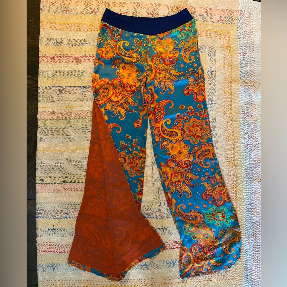 Flying Tomato Satin Paisley Pants Size Small High Waist Wide Leg Slits